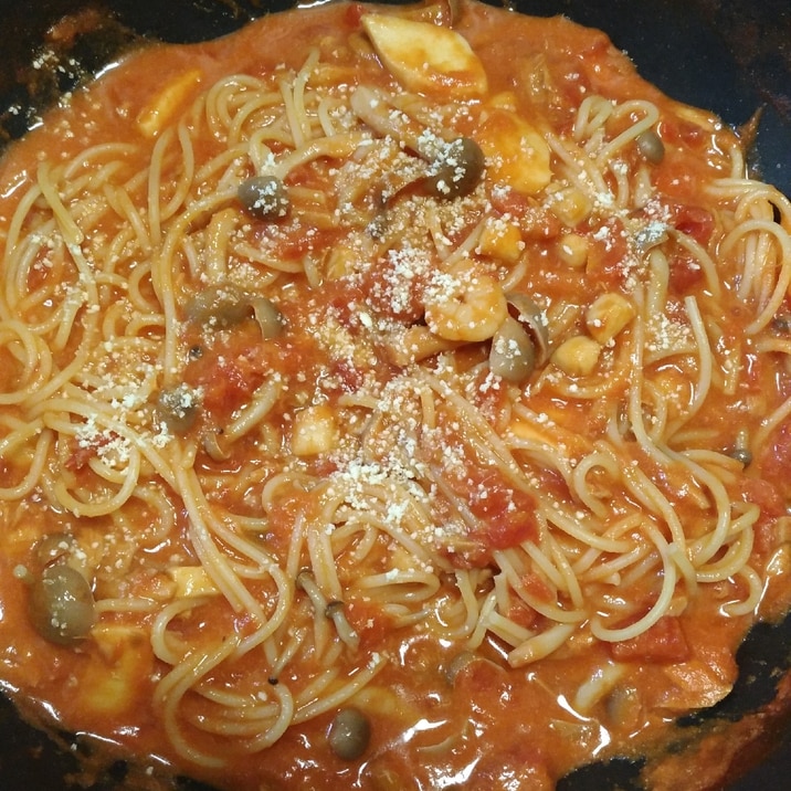 アツアツ!トマトのシーフードパスタ